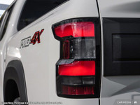 This Nissan Frontier boasts a Regular Unleaded V-6 3.8 L/231 engine powering this Automatic transmis... (image 9)