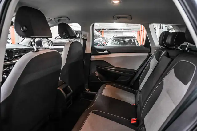 2023 Volkswagen Taos Trendline 1.5T 7sp at DSG w/ Tip 4M 4 Motio in Cars & Trucks in City of Montréal - Image 20