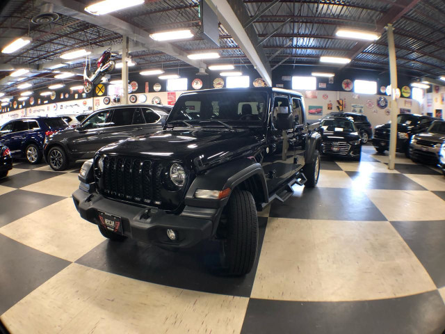 2020 Jeep Gladiator Sport S 4WD AUTO B/SPOT A/CARPLAY BACKUP CAM in Cars & Trucks in City of Toronto - Image 3