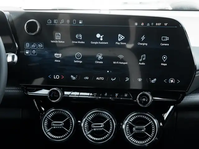 2025 Chevrolet Blazer EV LT- HD Surround Vision | Panoramic Sunr in Cars & Trucks in Markham / York Region - Image 26