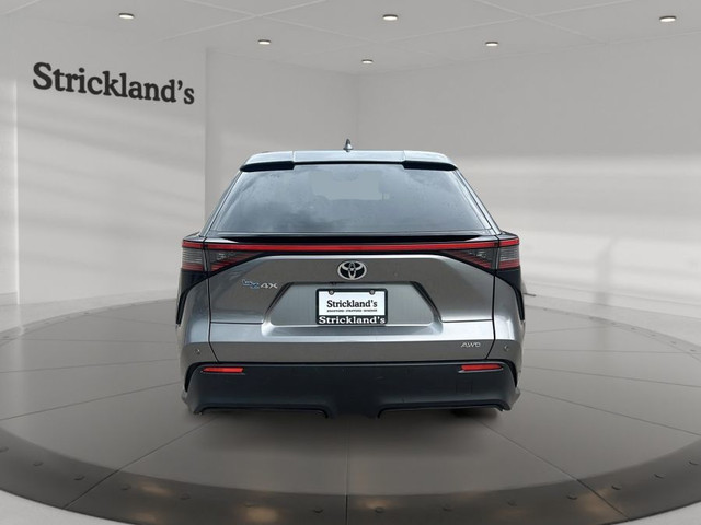 2023 TOYOTA BZ4X XLE AWD in Cars & Trucks in Stratford - Image 4