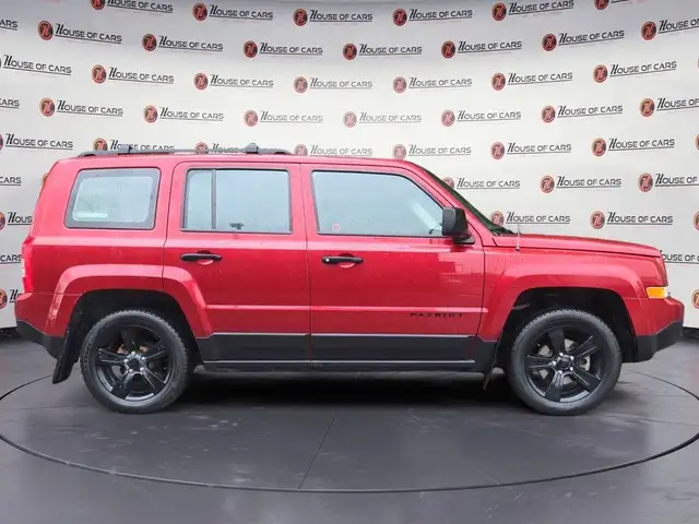 2015 Jeep Patriot 4WD 4dr Altitude in Cars & Trucks in Calgary - Image 9