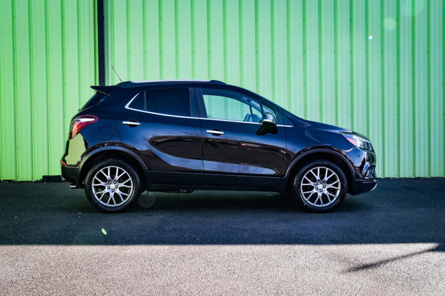 2017 Buick Encore Sport Touring - Sunroof - Navigation in Cars & Trucks in Kingston - Image 2