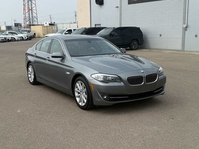 2013 BMW 5 Series 4dr Sdn 528i xDrive AWD NAVI/B.CAM/LEATHER/ROO in Cars & Trucks in Calgary - Image 2