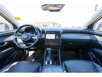 CLEAN CARFAX AND LIKE NEW! - 2.5L Engine - AWD - Automatic Transmission - Sunroof - Leather Interior... (image 1)