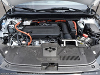 Drive home in the new CR-V EXL Hybrid where endless possibilities come standard. The CR-V Hybrid EX-... (image 6)