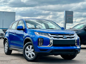2023 Mitsubishi RVR ES