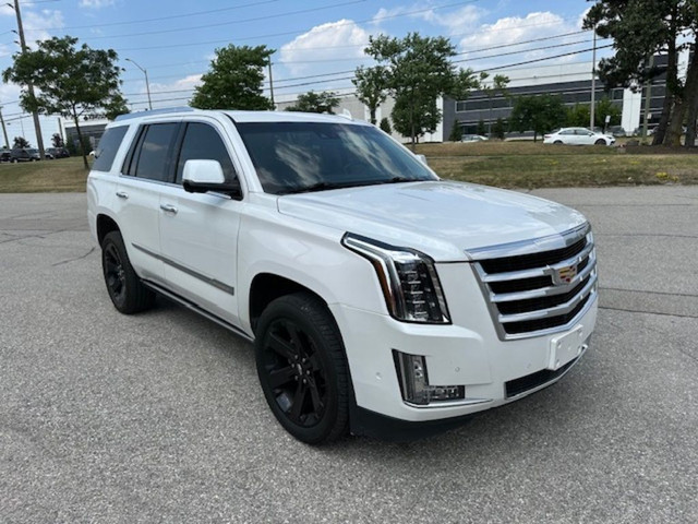 2019 Cadillac Escalade 6.2L V8 Premium Luxury DVD 360 CAM NAVIGA in Cars & Trucks in Mississauga / Peel Region - Image 4