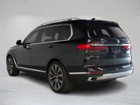 This 2020 BMW X7 xDrive40i is a luxurious and capable three-row SUV finished in Dark Blue, offering... (image 4)