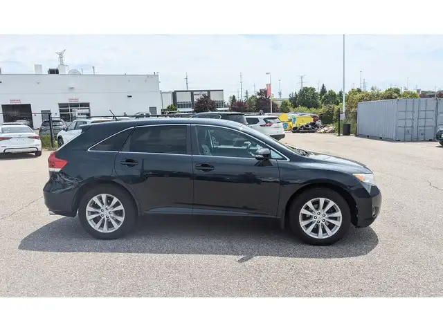2015 Toyota Venza XLE Leather | Heated Seats | Sunroof in Cars & Trucks in City of Toronto - Image 11