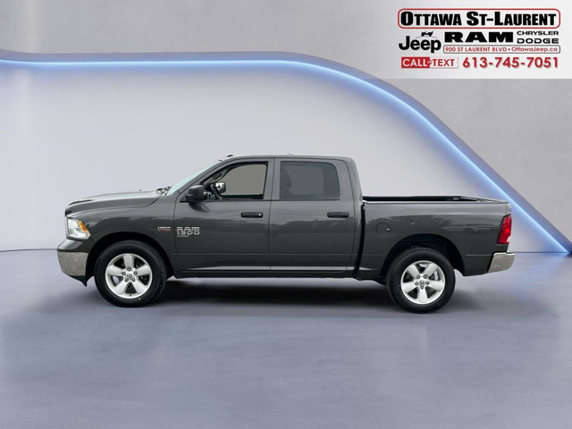 2023 RAM RAM 1500 Classic Crew Cab 4x4 (DS) SLT (140.5 in Cars & Trucks in Ottawa - Image 2