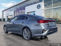 This Kia Forte boasts a Regular Unleaded I-4 2.0 L/122 engine powering this Variable transmission. W... (image 2)