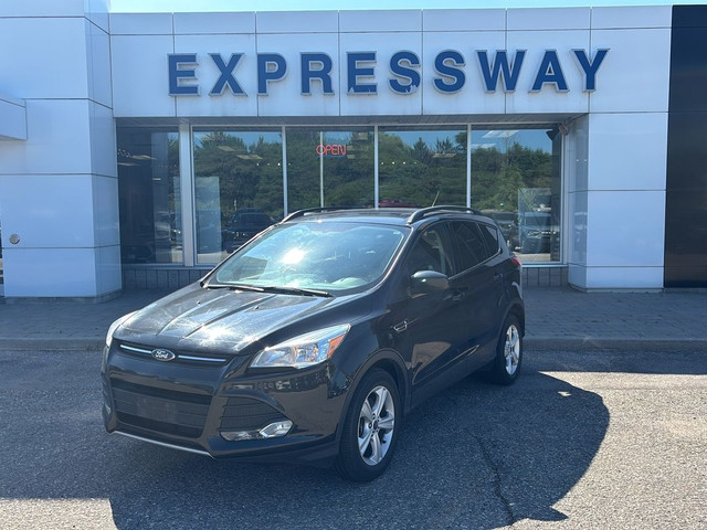2014 Ford Escape SE 4WD, 2L ECOBOOST, LEATHER, NAVIGATION, AS TR dans Autos et camions  à Stratford