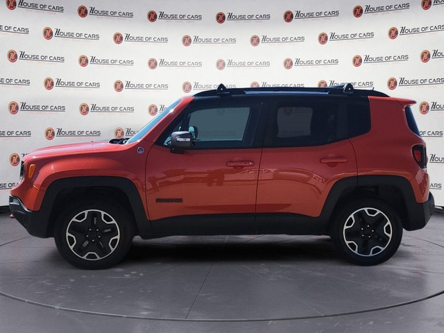 2017 Jeep Renegade 4WD 4dr in Cars & Trucks in Calgary - Image 2