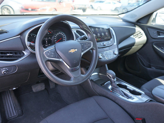 2022 Chevrolet Malibu LT1 | No Accidents in Cars & Trucks in Hamilton - Image 3