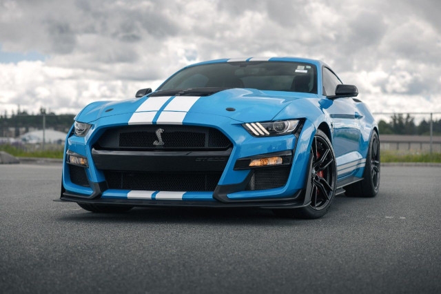 2022 Ford Mustang in Cars & Trucks in Delta/Surrey/Langley - Image 4