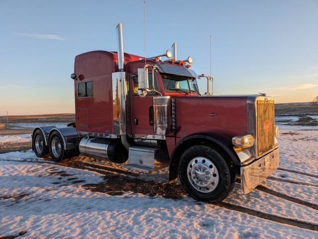 2008 Peterbilt T/A Sleeper Truck Tractor 388 in Heavy Trucks in Edmonton - Image 2