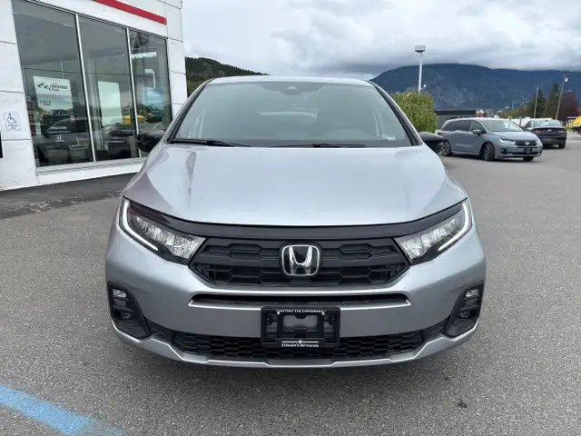 2025 Honda Odyssey in Cars & Trucks in Terrace - Image 3
