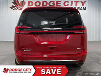 This Chrysler Pacifica has a trusty Regular Unleaded V-6 3.6 L/220 engine powering this Automatic tr... (image 4)
