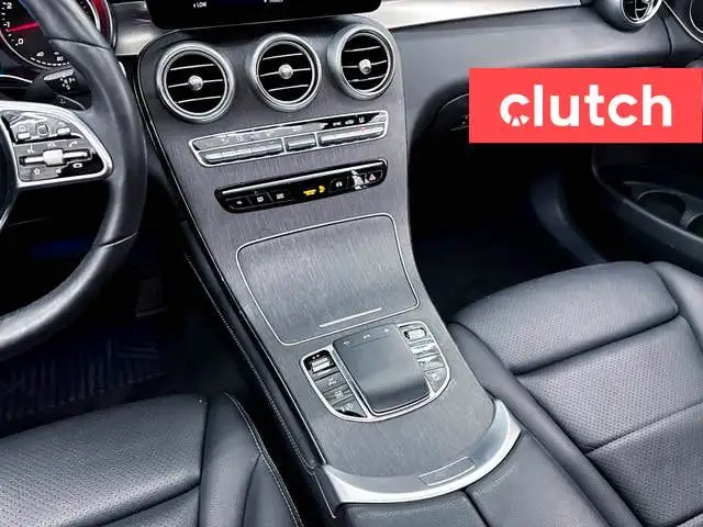 2021 Mercedes-Benz GLC 300 4MATIC AWD w/ Apple CarPlay, Heated F in Cars & Trucks in Bedford - Image 39