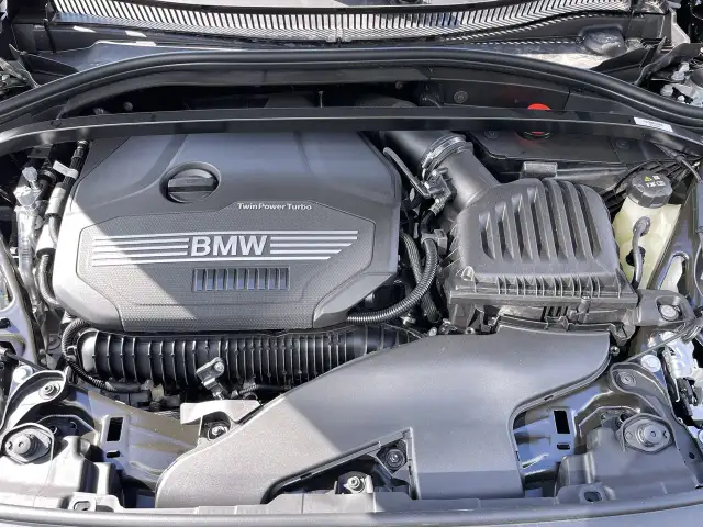 2024 BMW 2 Series dans Autos et camions dans Calgary - Image 35