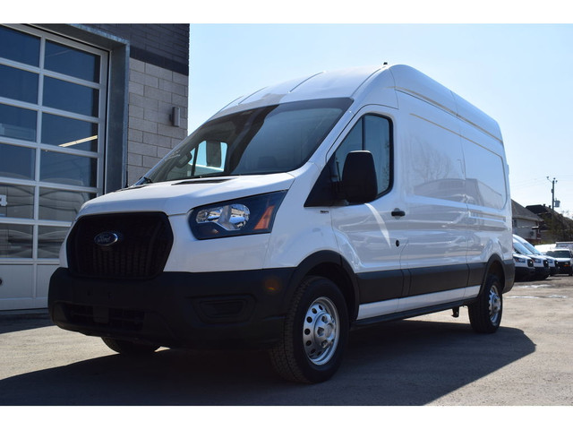 2023 Ford Transit Cargo Van T-250 148WB High Roof AWD ** Garanti in Cars & Trucks in Laval / North Shore - Image 2