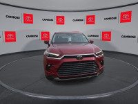 Low Mileage, Heated Seats, Heated Steering Wheel, Adaptive Cruise Control, Power Liftgate, Tow Equip... (image 2)