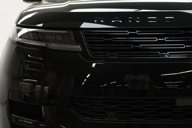 2023 Land Rover Range Rover Sport Dynamic SE | 23 Rims | 360 in Cars & Trucks in Winnipeg - Image 3