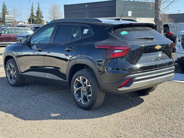 2025 Chevrolet Trax LT in Cars & Trucks in Calgary - Image 3