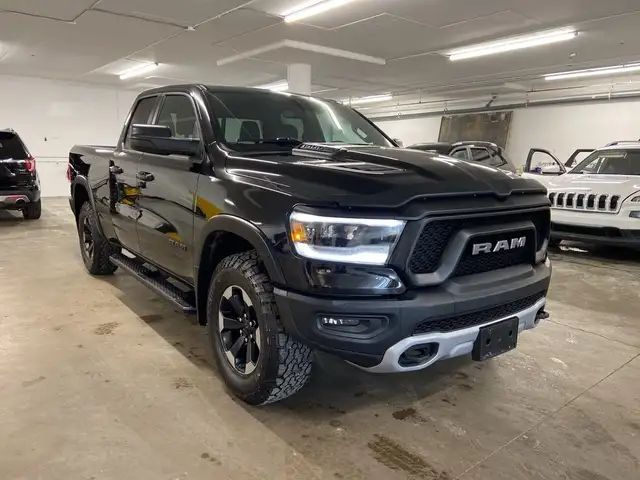 2019 Ram 1500 Rebel 4x4 Quad Cab 6'4 Box dans Autos et camions dans Calgary - Image 4