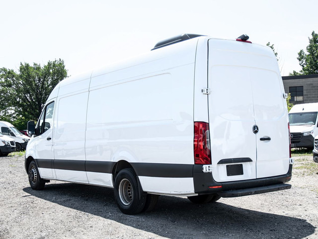 2021 Mercedes-Benz Sprinter 4500 170-in. WB in Cars & Trucks in Mississauga / Peel Region - Image 4