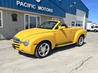 2004 Chevrolet SSR LS