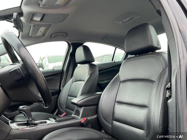 2019 Chevrolet Cruze Premier FWD | Heated Seats & Steering | in Cars & Trucks in Strathcona County - Image 2
