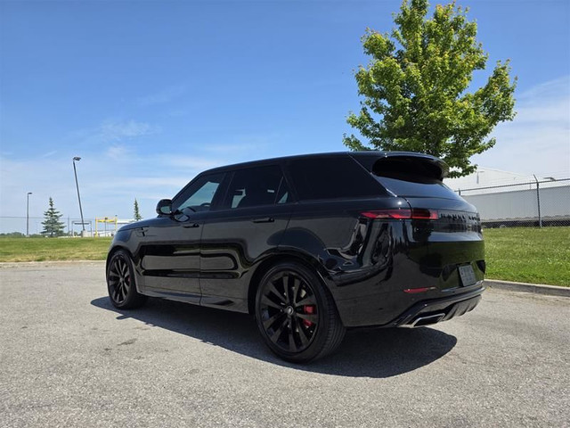 2023 Land Rover Range Rover Sport Dynamic SE 3.0L I6T MHEV (P400 in Cars & Trucks in Oshawa / Durham Region - Image 3