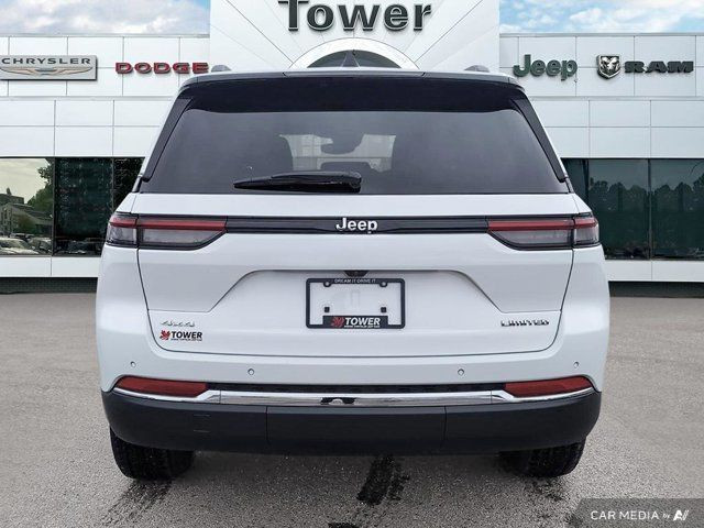 2023 Jeep Grand Cherokee Limited | Leather Heates Seats and in Cars & Trucks in Calgary - Image 4