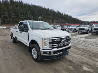 Super Duty F-350 SRW XLT 4WD Crew Cab 8' Box, 18" Aluminum Wheels, 6.7L V8 turbo Diesel, 10-Speed Au... (image 7)