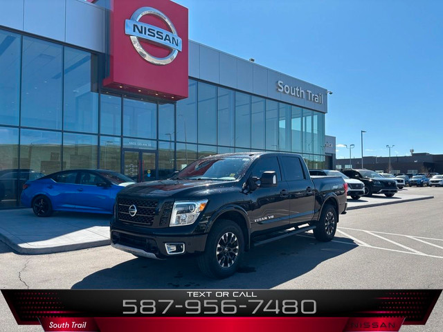 2019 Nissan Titan PRO-4X 4X4 Crew Cab | Accident Free Carfax in Cars & Trucks in Calgary