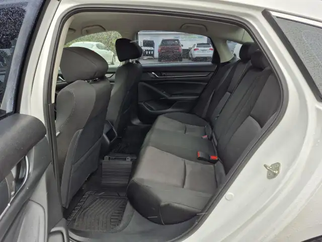 2018 Honda Accord LX Certified/Clean in Cars & Trucks in London - Image 13