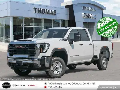 This immensely capable 2025 GMC 2500HD has everything you're looking for in a heavy-duty truck. This...