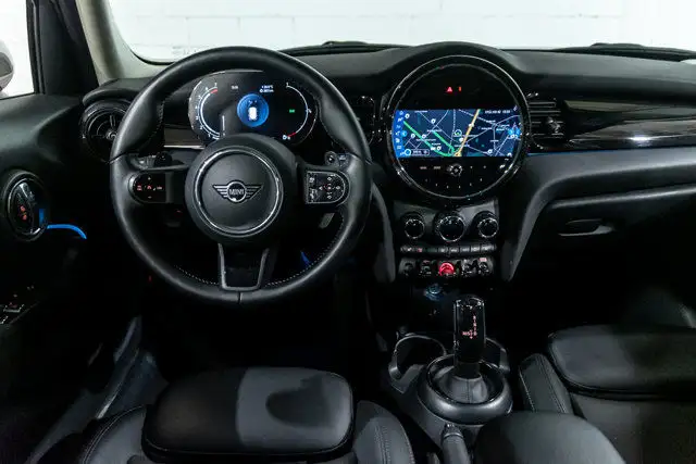 2024 MINI 5 Door Cooper S | Premier Line 2.0 | Accès Confort in Cars & Trucks in City of Montréal - Image 13