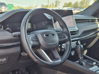 Look at this certified 2022 Jeep Compass Altitude 4WD | Leather | Pano Roof | 360 Camera | Adaptive... (image 1)