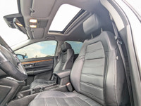LOW KMS! CR-V EX-L AWD! FULL OPTION! APPLE CARPLAY/ANDROID AUTO, LEATHER INTERIOR, POWER SUNROOF/MOO... (image 4)