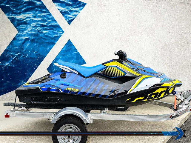 2018 SEADOO spark 2up Kit Graphique in Personal Watercraft in Gatineau