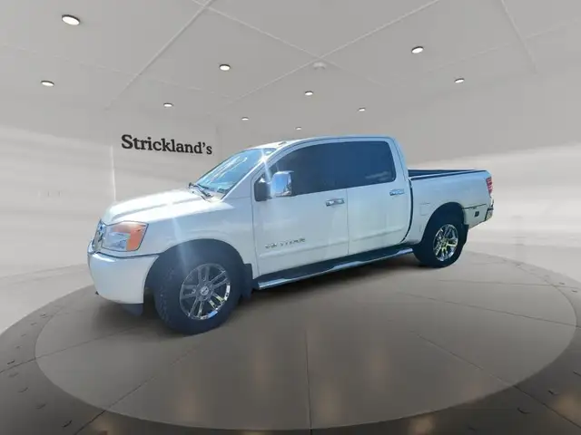 2014 NISSAN TITAN SV 4X4 SWB in Cars & Trucks in Stratford - Image 7