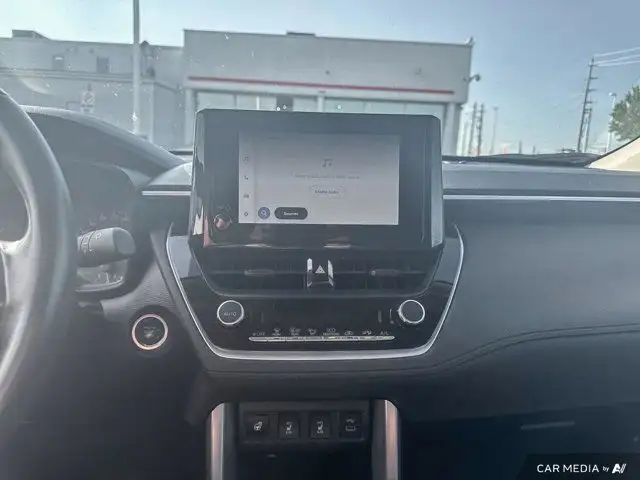 2023 Toyota Corolla Cross LE | AWD | CARPLAY | BACKUP CAM dans Autos et camions dans Kitchener / Waterloo - Image 25