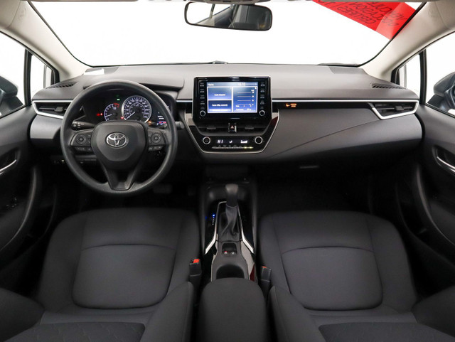 2020 Toyota Corolla LE APPLE CARPLAY, CRUISE AU RADAR, SIÈGES CH in Cars & Trucks in Longueuil / South Shore - Image 2