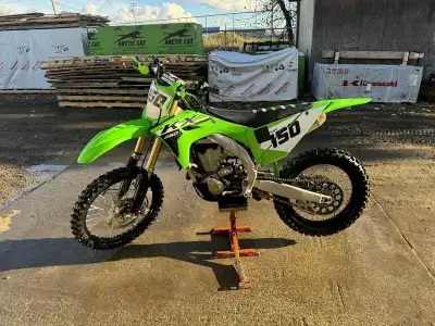 2024 KAWASAKI KX450, $54 BI-WEEKLY, $0 DOWN! ALL CREDIT ACCEPTED! ✅Concerned about approval? Our tea...