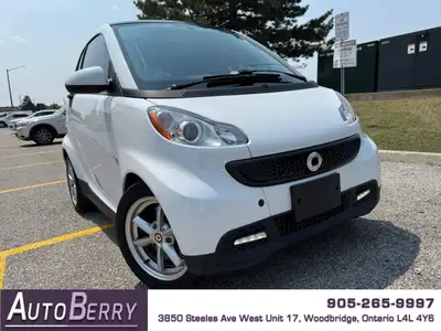 2014 Smart Fortwo Pure White On Black Interior • 1.0L • Rear Wheel Drive • Auto • A/C • Heated Front...