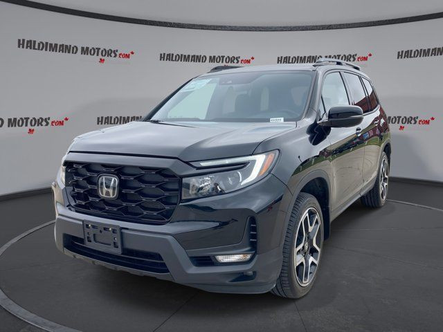 2022 Honda Passport Touring in Cars & Trucks in Hamilton