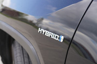 Check out this sleek 2021 Toyota RAV4 Hybrid XLE! With its fuel-efficient hybrid engine, AWD capabil... (image 9)